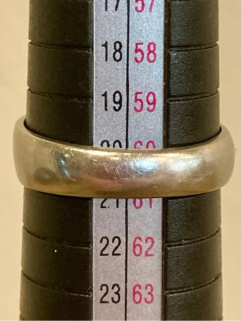 Silver Tone Star-Engraved Band Ring Size 9.5 - Picture 11 of 12